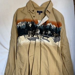 Craft & Barrow Long Sleeve Wolf Pattern